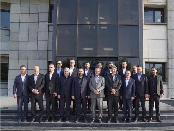 حضور مدیرعامل بانک شهر و هیأت همراه در شرکت پتروشیمی جم‌پیلن